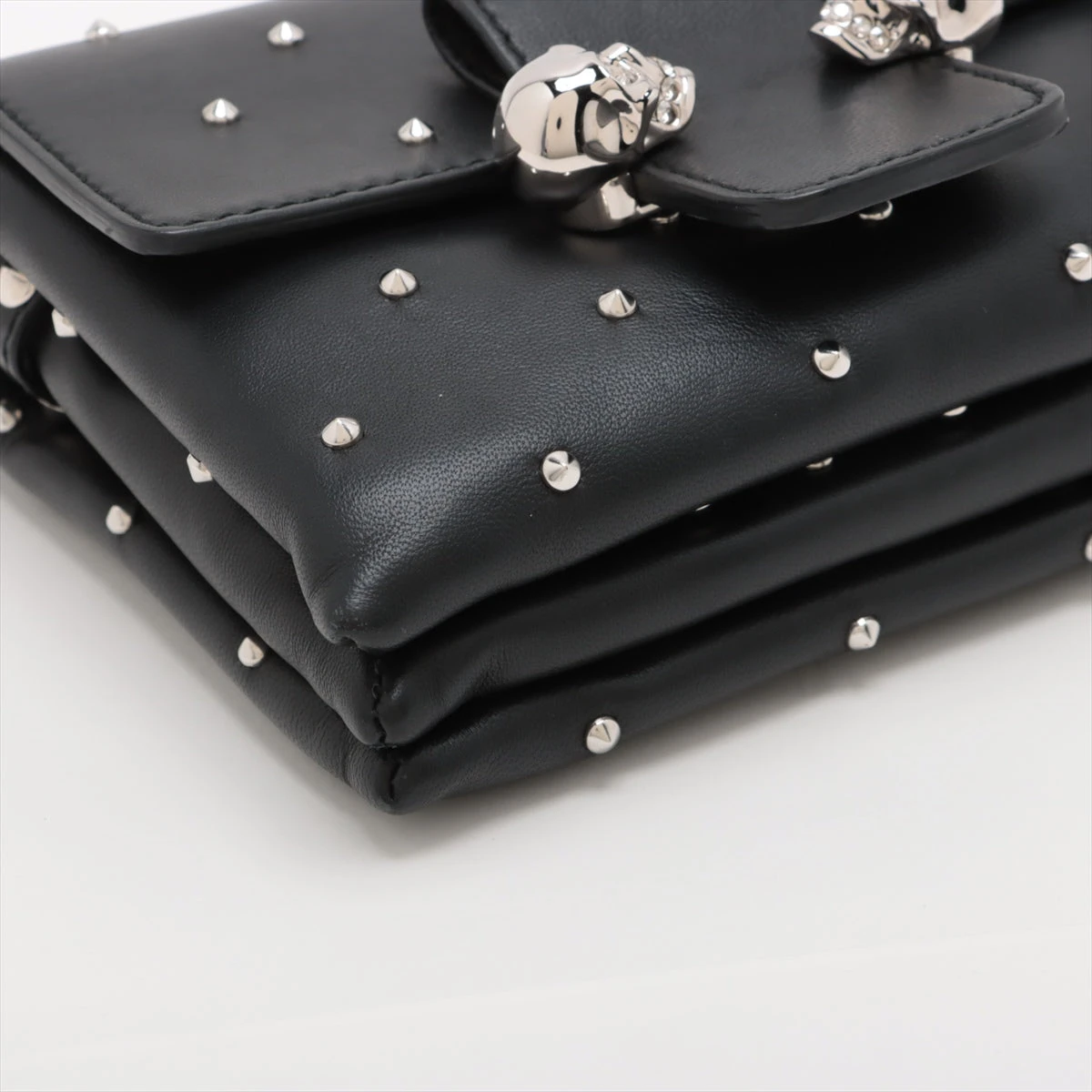 正規品 アレキサンダーマックイーン ベルト スタッズ 極太 ブラック 美品 alexander mcqueen(アレキサンダーマックイーン) ベルト(メンズ