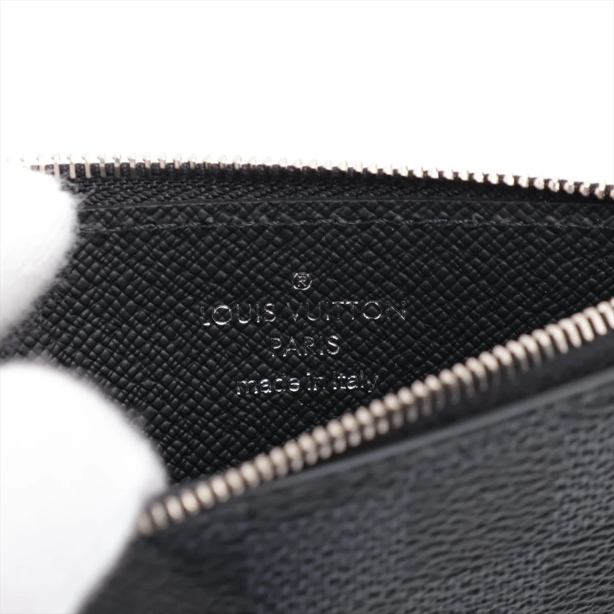 ルイヴィトンLouis Vuitton ダミエ グラフィット フラグメントケース 希少】 LOUIS VUITTON ダミエグラフィット フラグメントケース