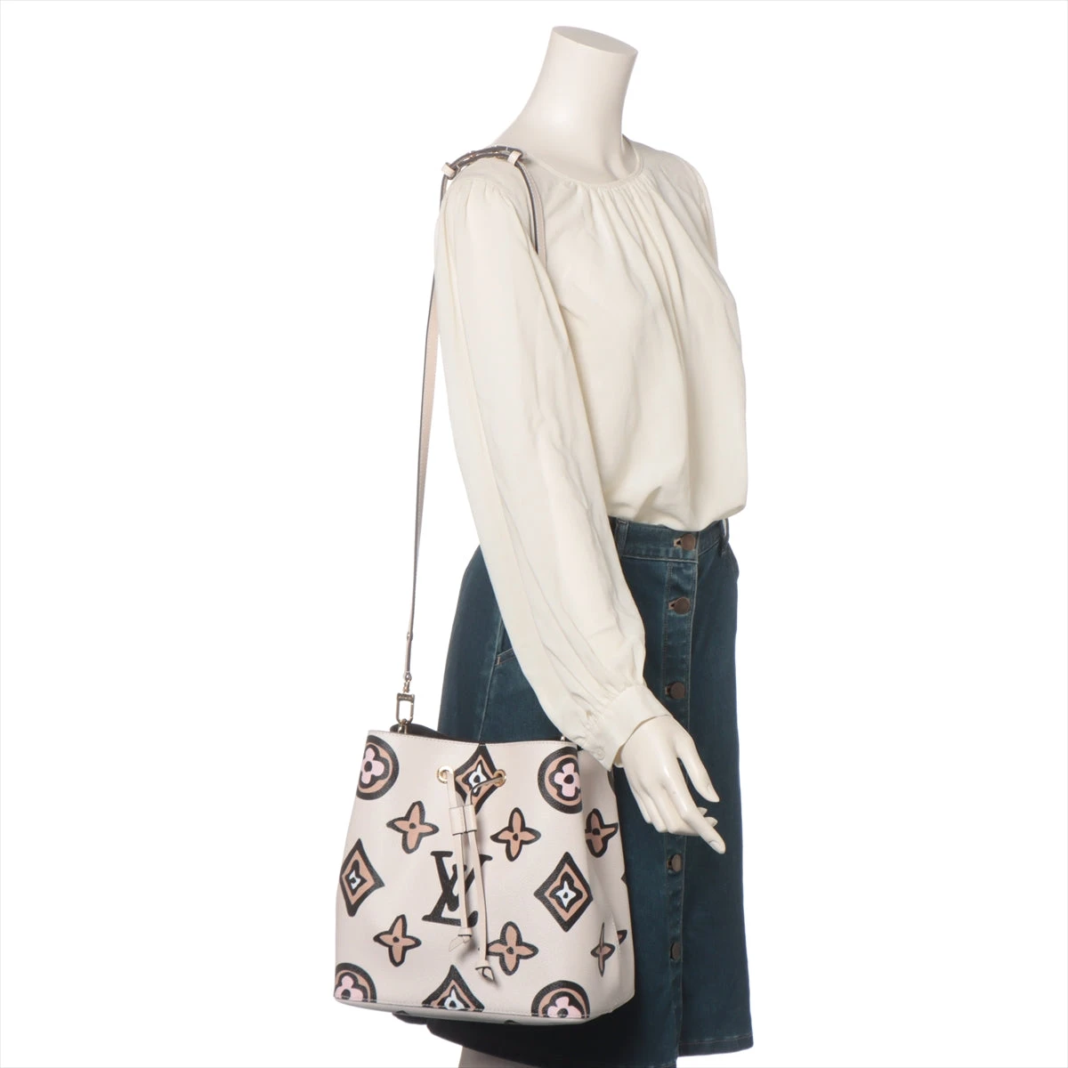 ヴィトン モノグラム ワイルドアットハート ネオノエ M45822 RFID反応