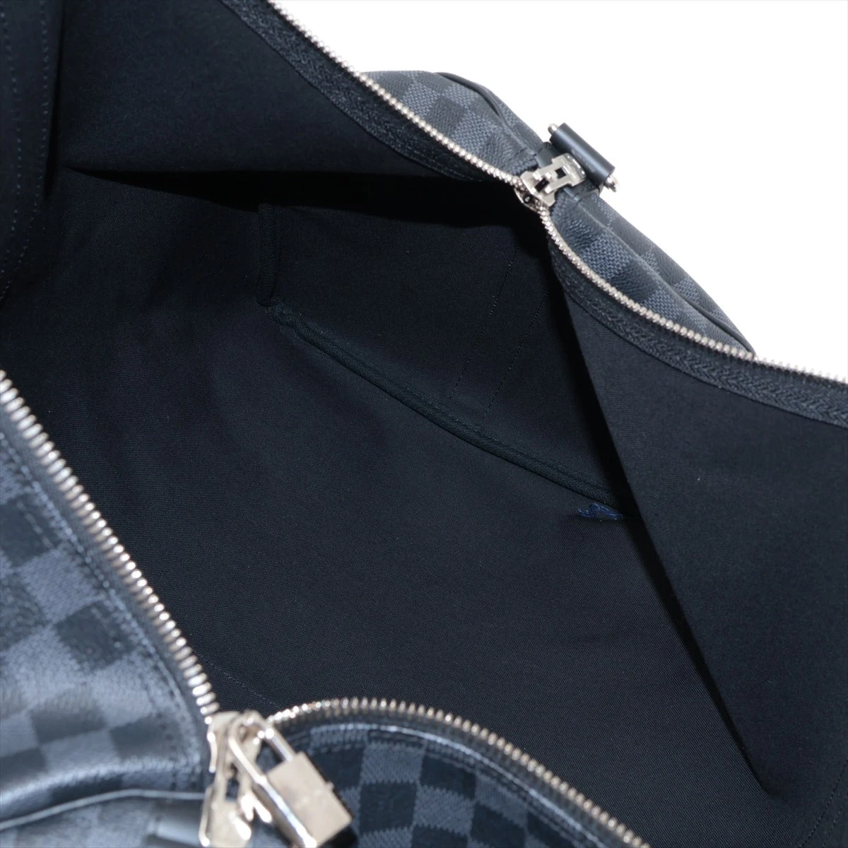 値下美品ダミエグラフィットキーポルバンドリエール55 ダミエ・グラフィット キーポル・バンドリエール55 詳細情報とお値段