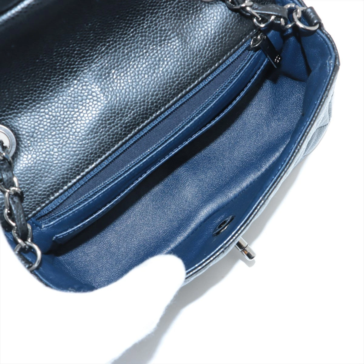 最終値下げ中！CHANEL マトラッセ 20 キャビアスキン　シルバー金具 シャネル ミニマトラッセ20 キャビアスキン シングルフラップ