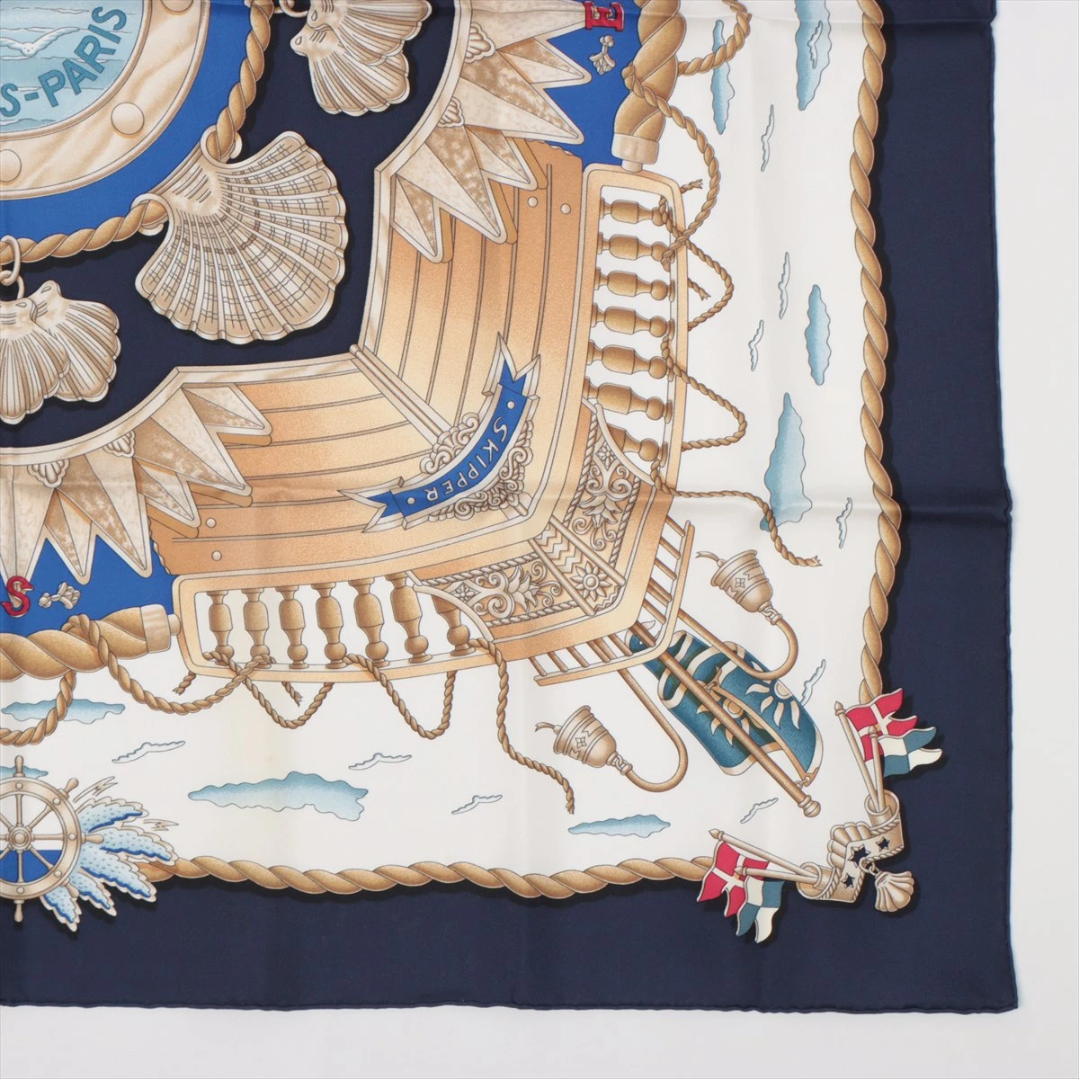HERMES エルメス カレ90 スカーフ『JUNQUES ET SAMPANS』船 赤
