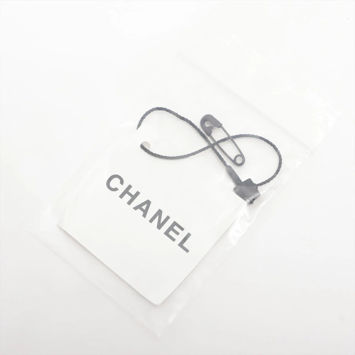 CHANEL☆シャネル☆カチューシャ　CCマーク　グレー　超レア　お箱 CHANEL - CHANEL☆シャネル☆カチューシャ CCマーク グレー 超