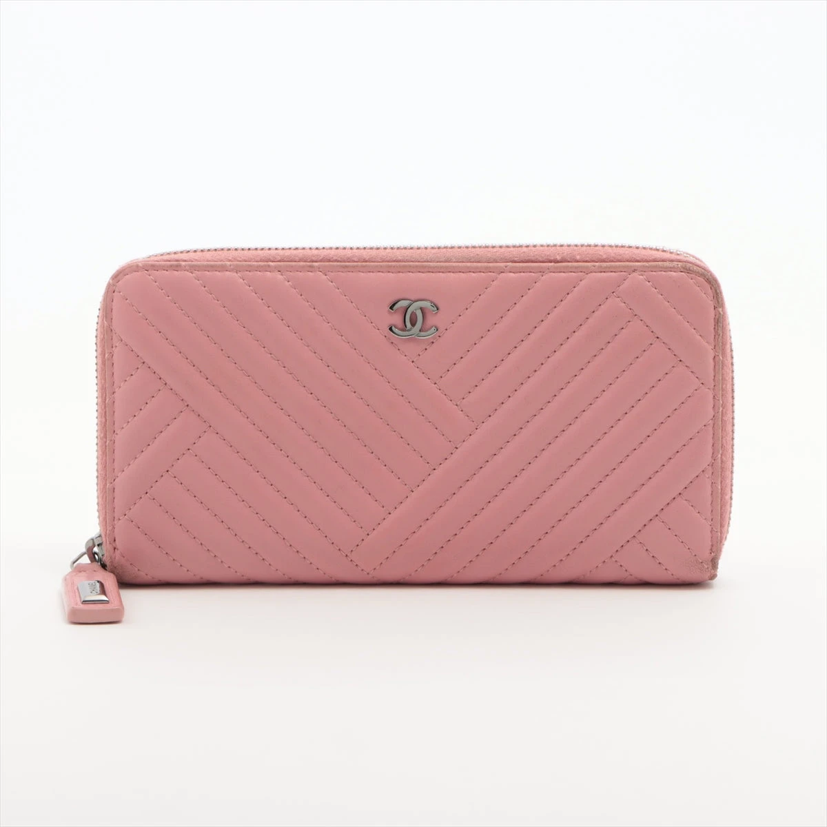 CHANEL シャネル ラムスキン Vステッチ ラウンドジップ長財布　ピンク シャネル Vステッチ ラムスキン ラウンドジップウォレット