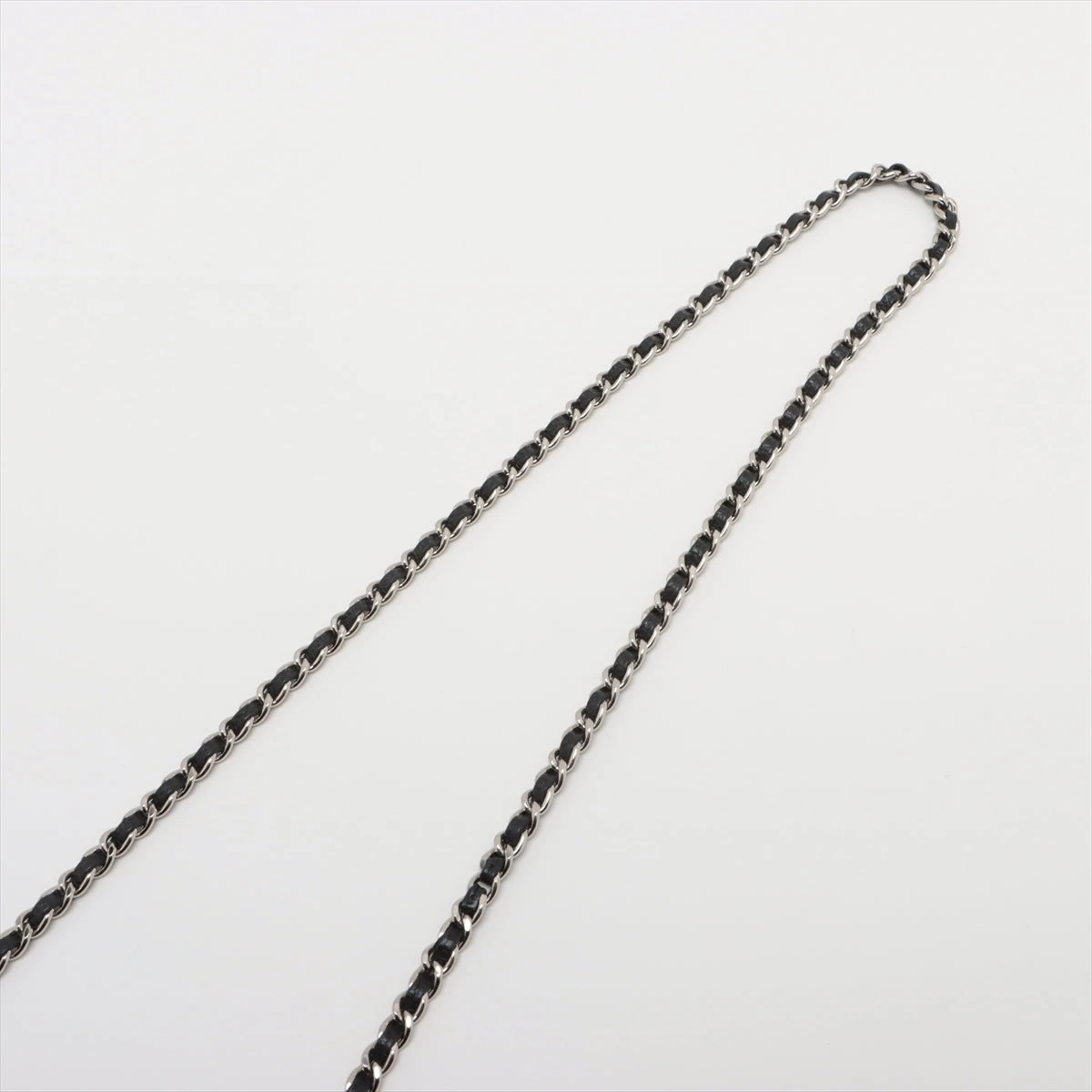 シャネル マトラッセ キャビアスキン チェーンウォレット ブラック