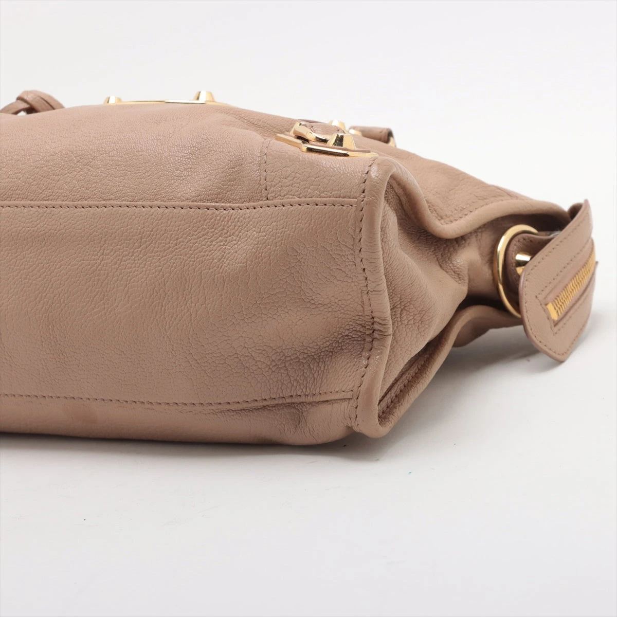 バレンシアガ　ベージュ レザー ハンドバッグ スタッズ付き 楽天市場】【バレンシアガ】Balenciaga クラシックメタル エッジ