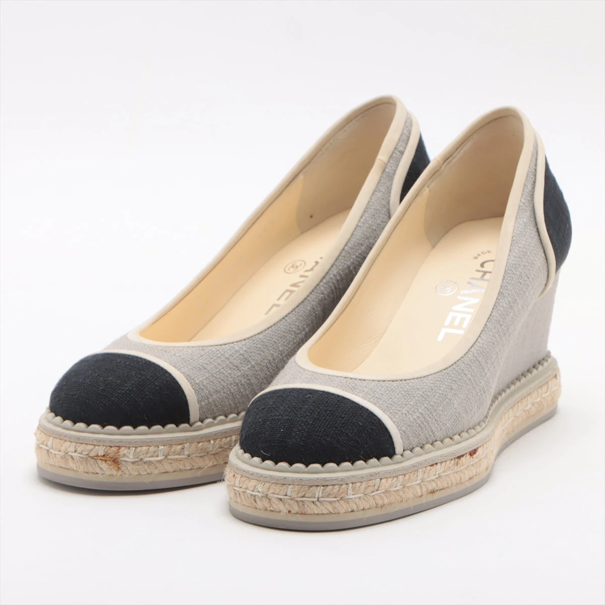 シャネル ココマーク 16C レザー×ファブリック パンプス 34 1/2 シャネル ココマーク 16C レザー×ファブリック パンプス 34 1/2