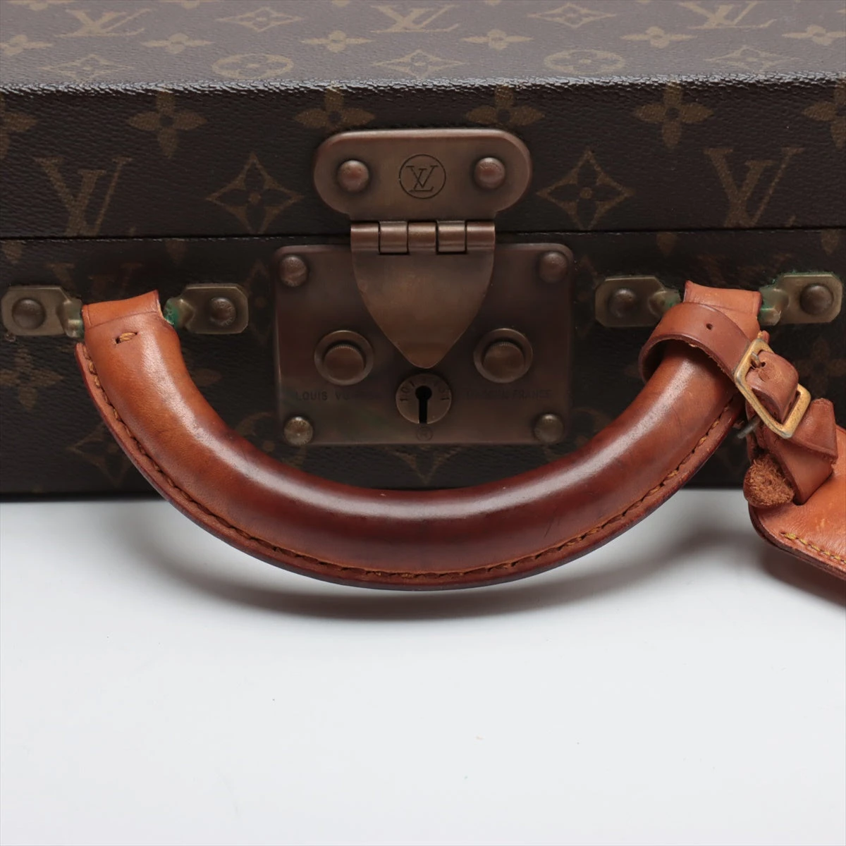 ヴィトン モノグラム スーパープレジデント M53000 A2895594｜中古