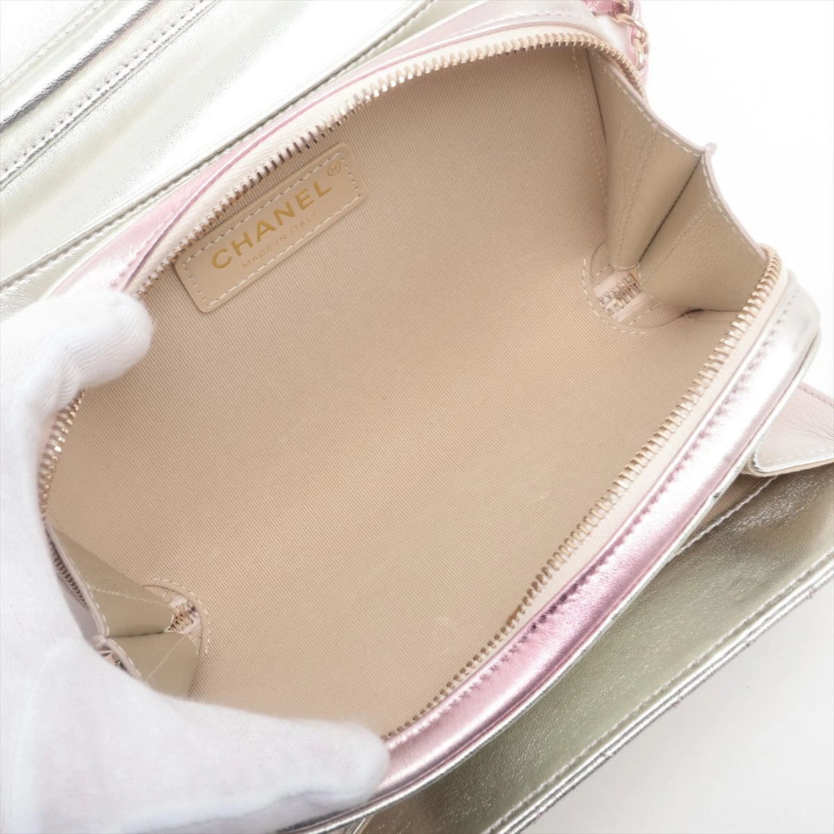 シャネル マトラッセ ラムスキン チェーンショルダーバッグ