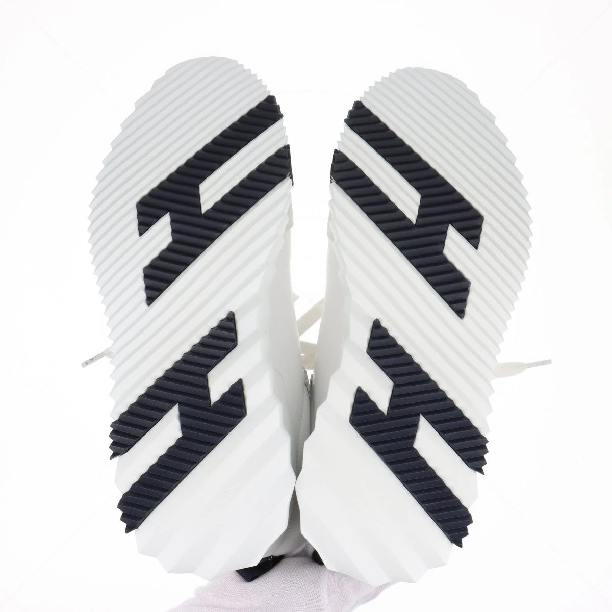 【HERMES】バウンシング　ホワイトレザー42 楽天市場】【POP MART人気商品プレゼントキャンペーン中