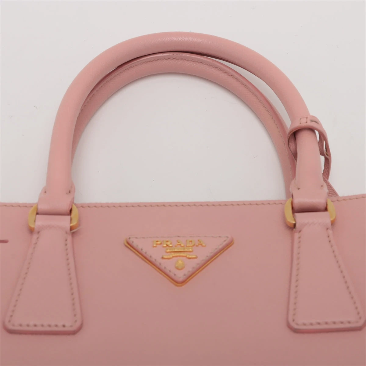 プラダ サフィアーノラクス 2WAYハンドバッグ ピンク BN2316