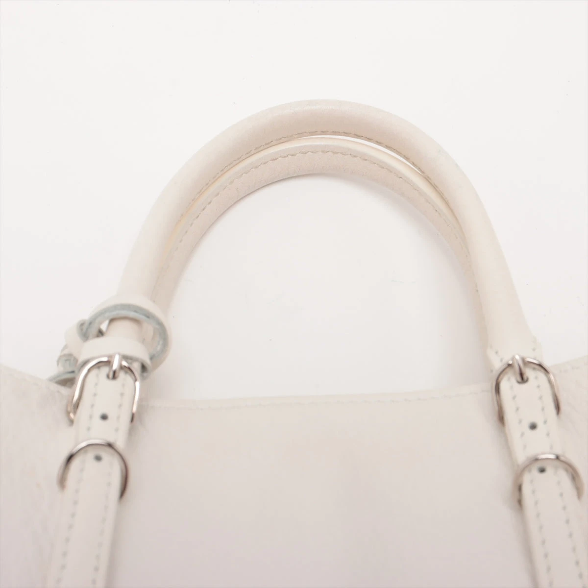 バレンシアガ ペーパー ミニ　2WAYバッグ レザー　アイボリー　A4可　通勤 バレンシアガ(BALENCIAGA)バレンシアガ ミニペーパー 2way