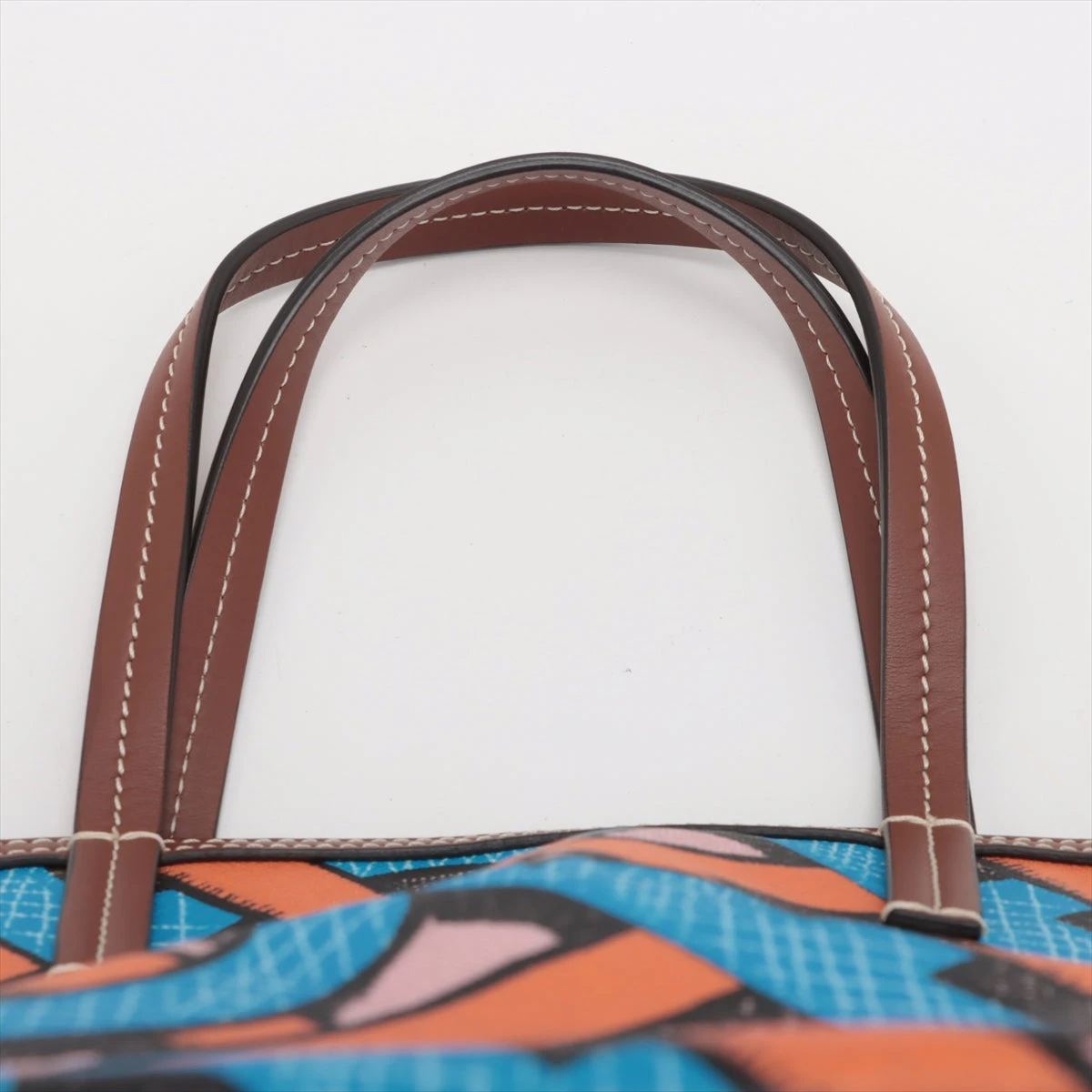 バーバリーBurberryトートバッグ マルチカラー PVC レザー BURBERRY （美品）バーバリー トート バッグ ピンク × ベージュ