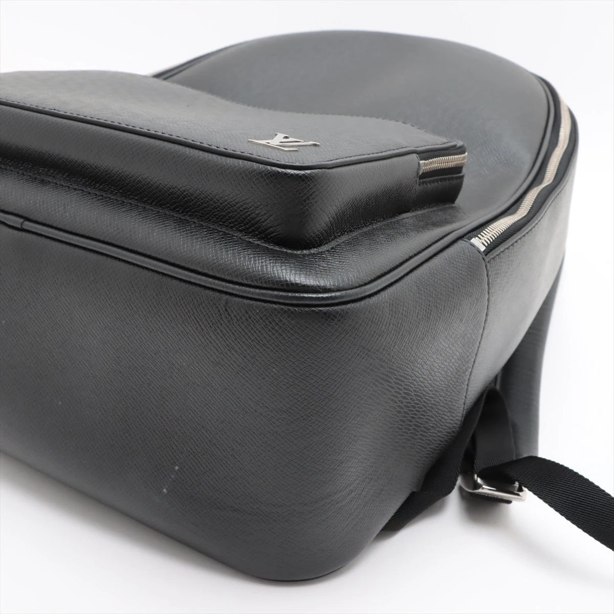 ヴィトン タイガ アレックスバックパック M30258 ノワール RFID