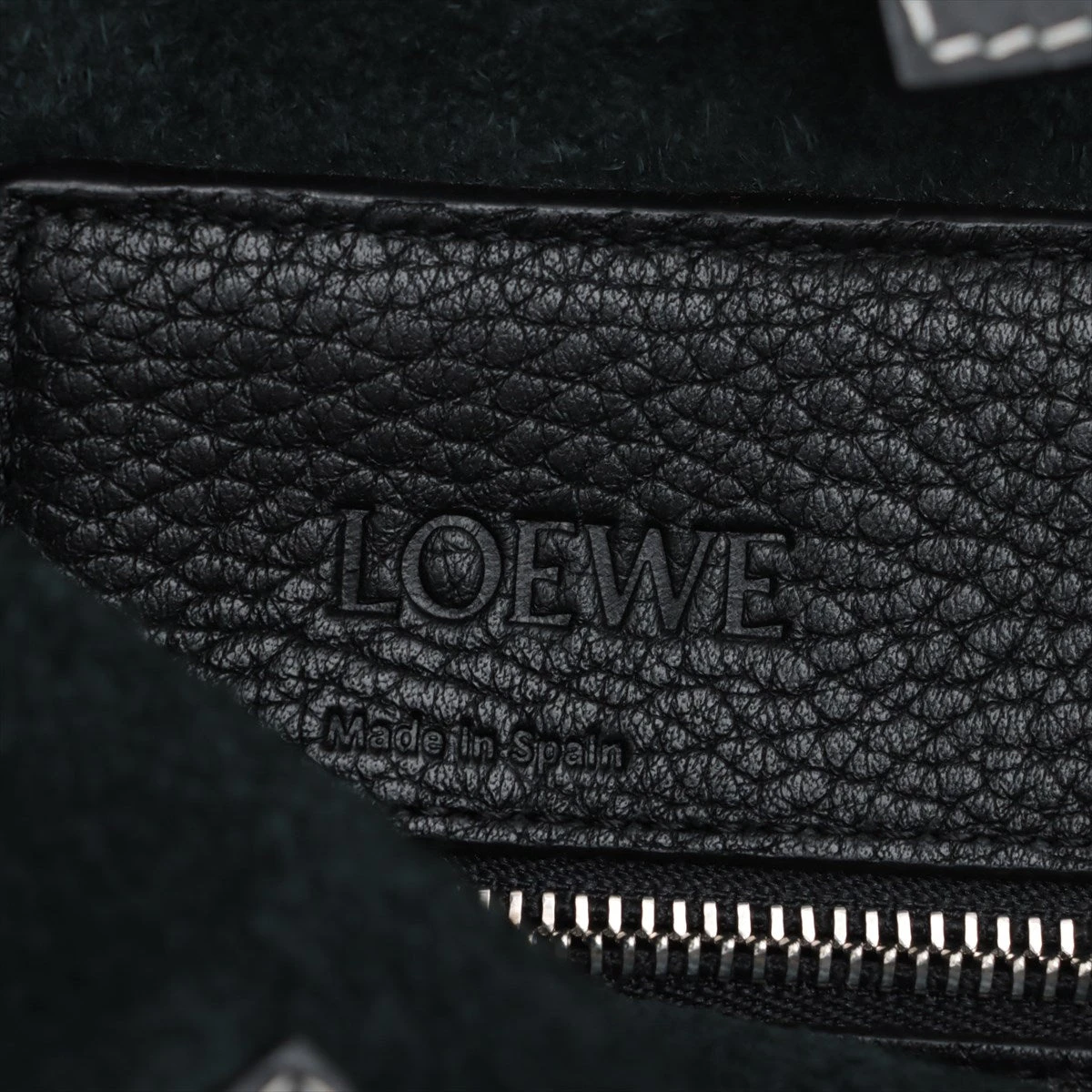 ロエベ ストラップバーティカル レザー トートバッグ ブラック