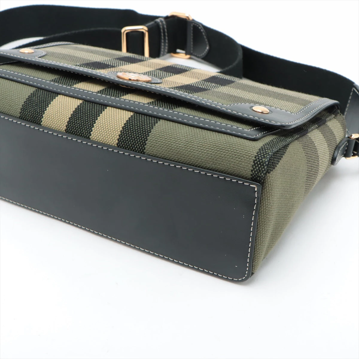 BURBERRY バーバリー　グリーン キャンパスビジネスバッグ BURBERRY バーバリー ノバチェック 2WAY ビジネスバッグ PVC
