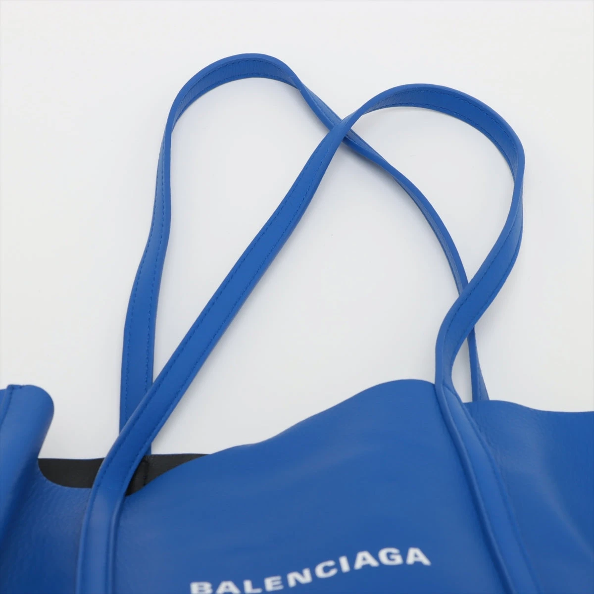 【極美品】BALENCIAGA エブリデイトートS 551812 ギャラ付 極美品】BALENCIAGA エブリデイトートS 551812 ギャラ付 - メルカリ