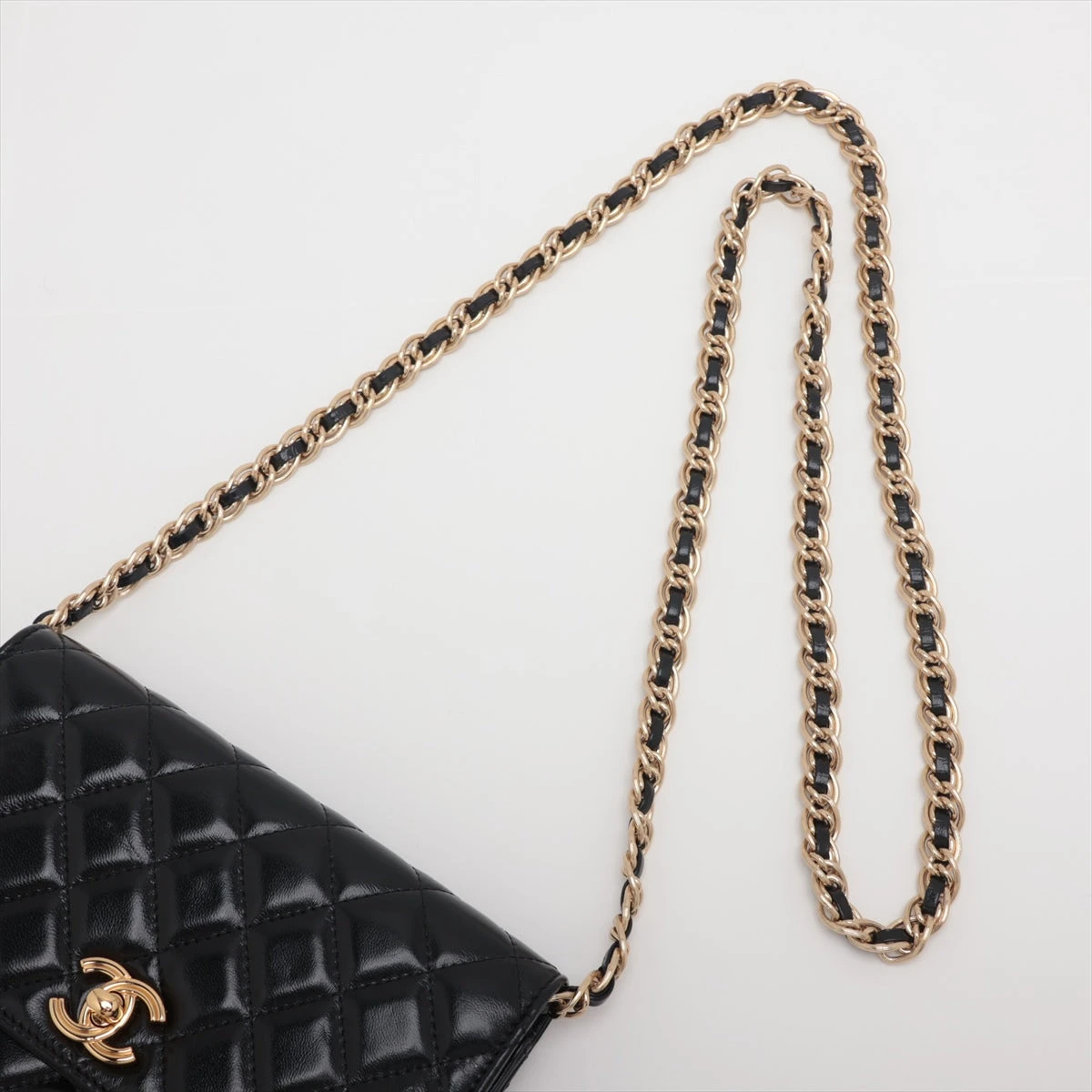 【CHANEL】AP3310 ラムスキン WOC チェーン クロスバッグ CHANEL】AP3310 ラムスキン WOC チェーン クロスバッグ 駅南やま