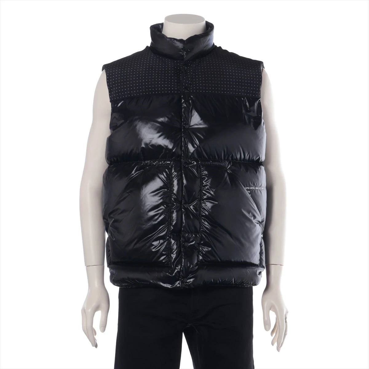 MONCLER × Fragment ダウンベスト OSTEEN MONCLER × Fragment ダウンベスト OSTEEN モンクレールジーニアス