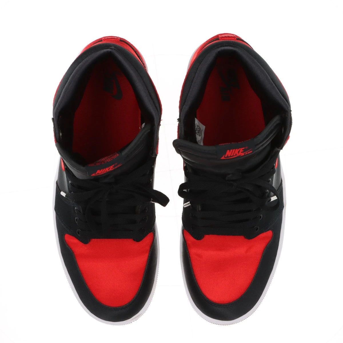 ナイキ AIR JORDAN 1 RETRO HIGH OG サテン ハイカット