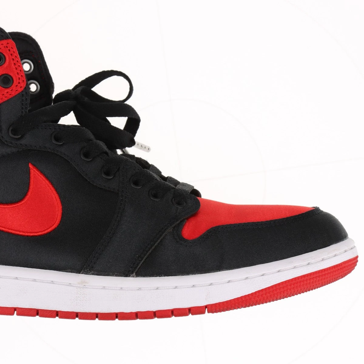 ナイキ AIR JORDAN 1 RETRO HIGH OG サテン ハイカット