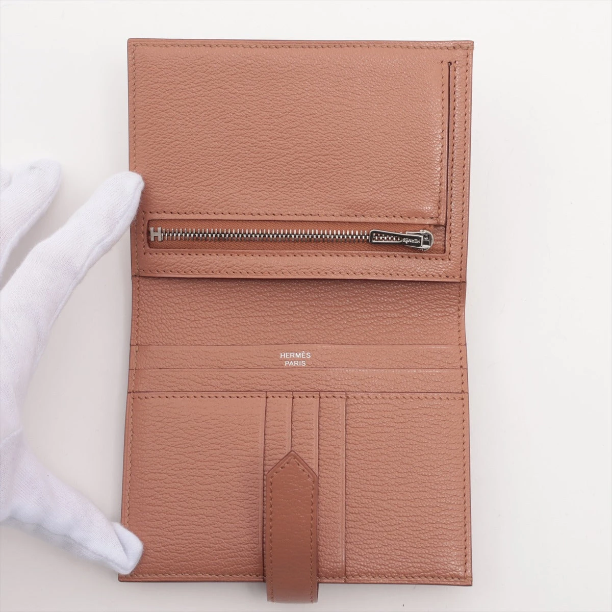 HERMES ベアンコンパクト シェブルミゾル エルメス ベアンコンパクト シェブルミゾル 折り財布