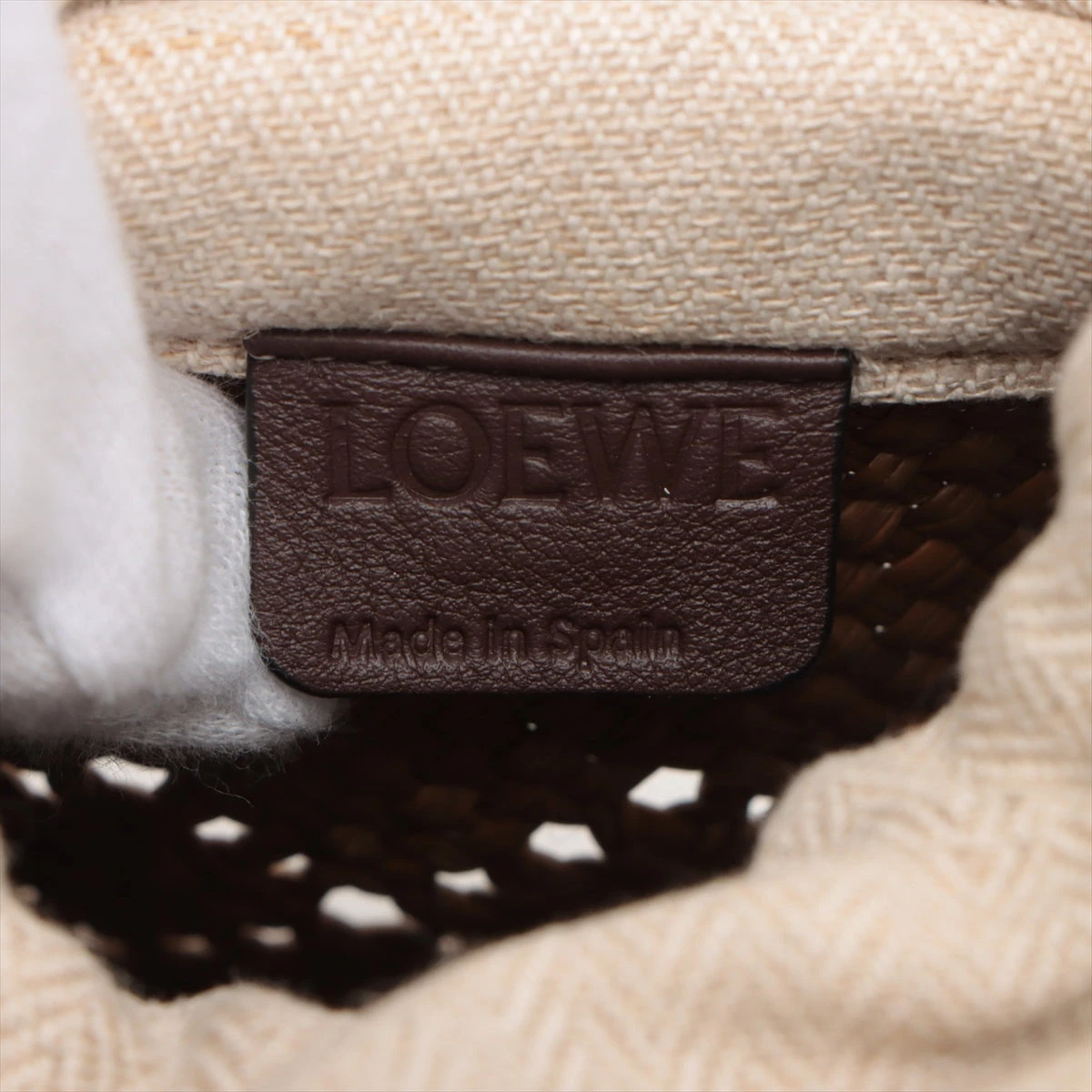 ロエベ スクエアポケット イラカヤシ×カーフ ショルダーバッグ カーキ