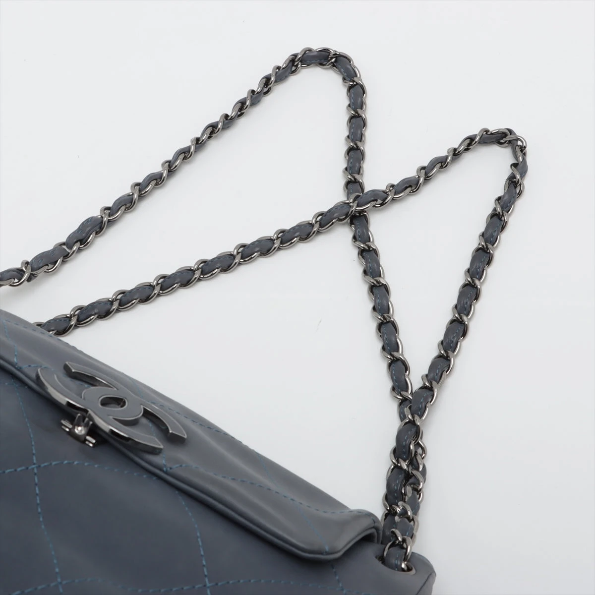 シャネル ワイルドステッチ レザー チェーンショルダーバッグ ブルー