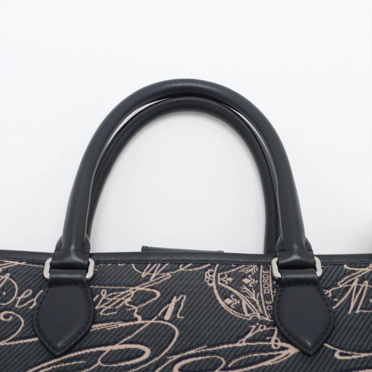 ベルルッティ トゥジュール スクリット アラベスク ベルルッティ トゥジュール スクリット アラベスク トートバッグ