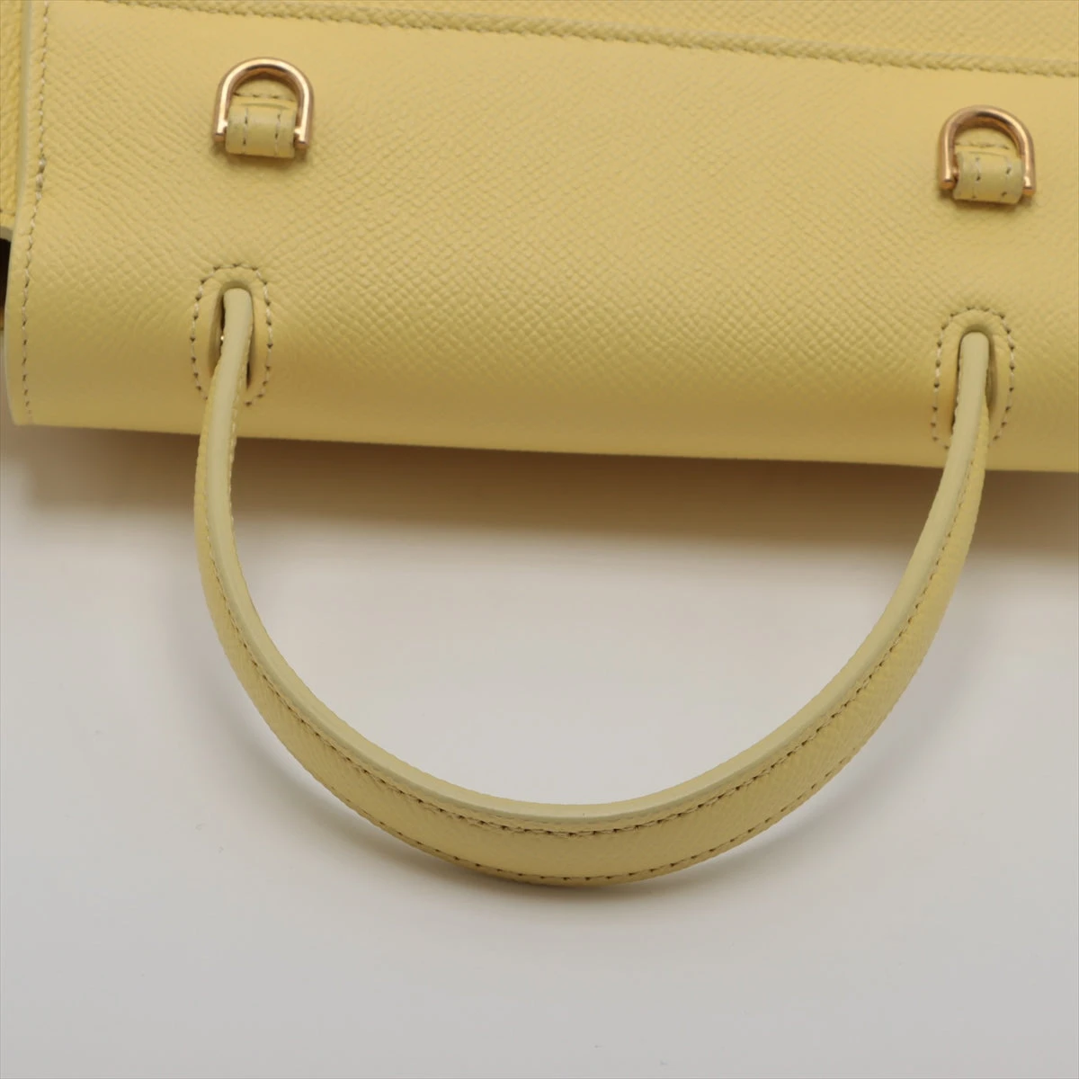 CELINE ベルトバッグ ナノ イエロー系 中古・古着通販】CELINE (セリーヌ) ベルトバッグナノ イエロー