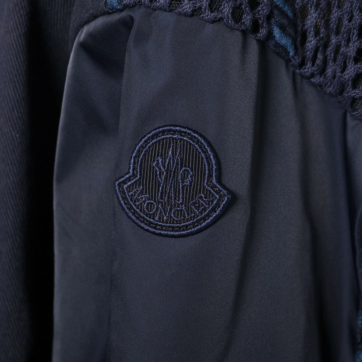 美品 MONCLER 22AW LOUP オーバーサイズ ナイロンジャケット 0 美品 MONCLER 22AW LOUP オーバーサイズ ナイロンジャケット 0
