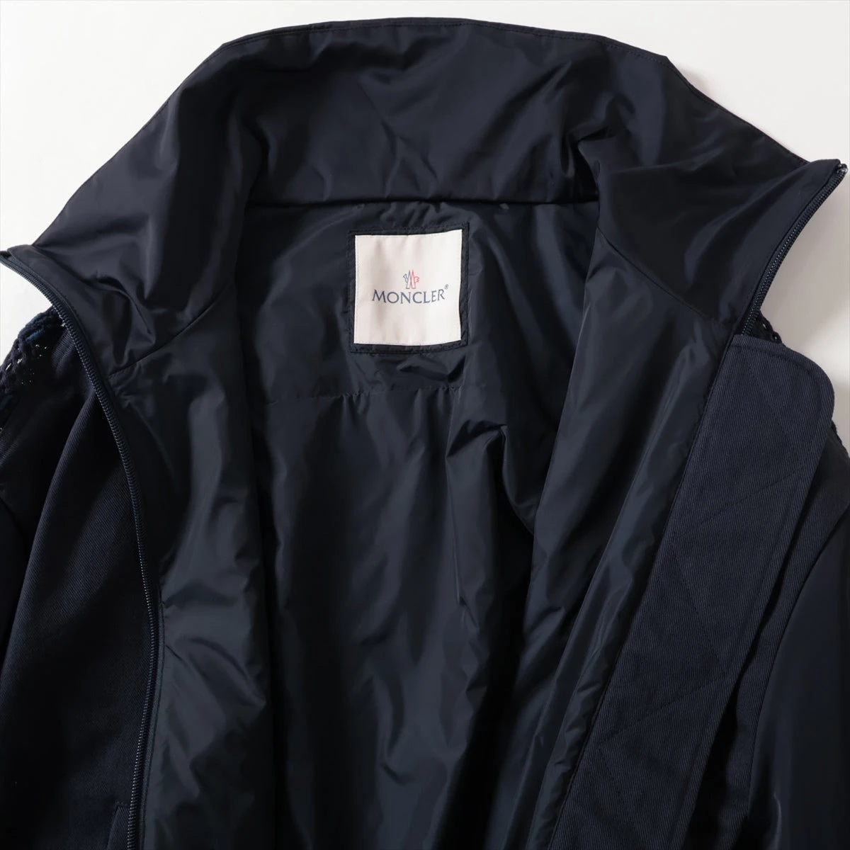 希少　モンクレール　新品国内正規店購入　LOTY ネイビーナイロンジャケット00 希少 モンクレール 新品国内正規店購入 LOTY ネイビーナイロン