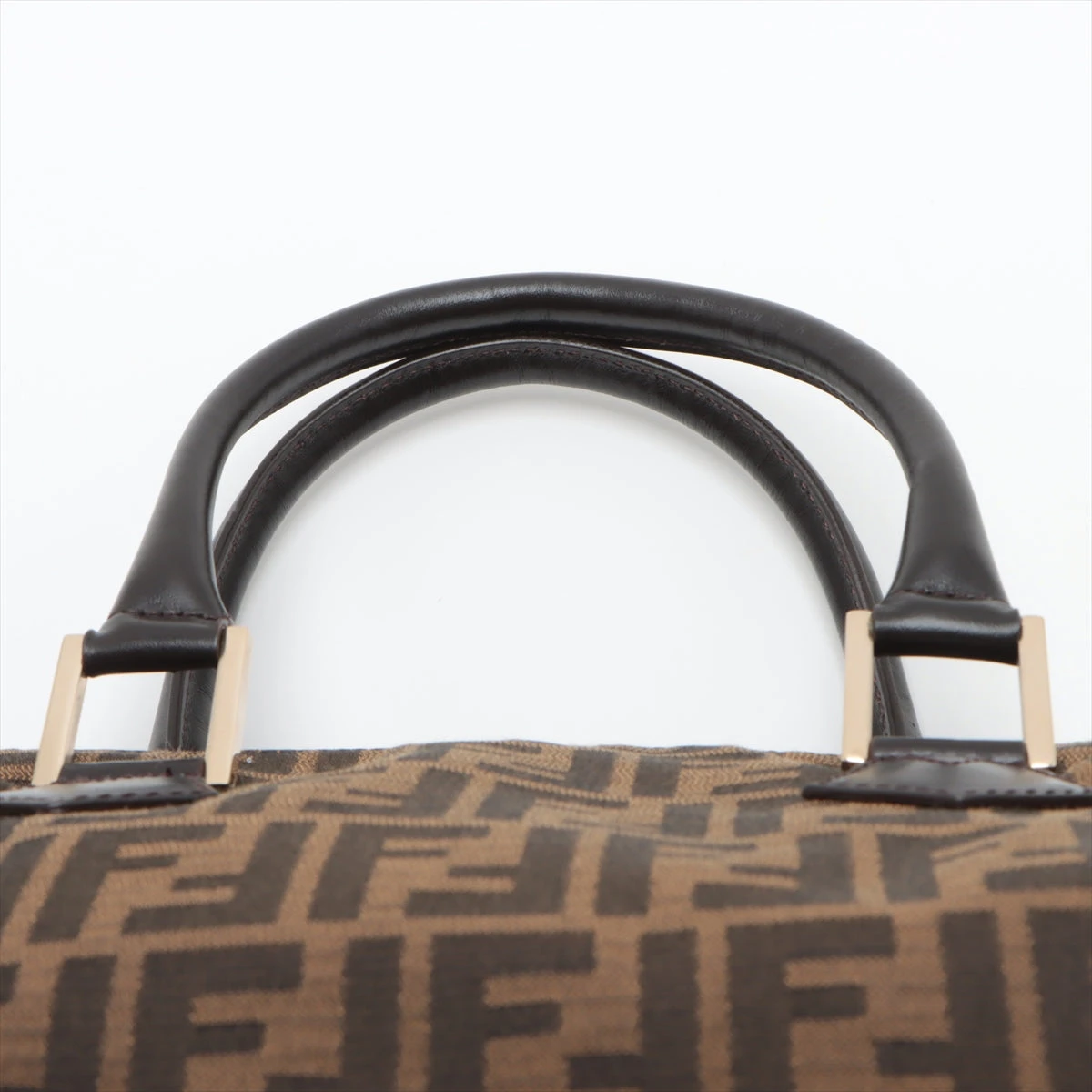 極美品✨ FENDI ズッカ柄 クラッチバッグ ハンドバッグ レザー FENDI フェンディ セカンドバッグ FFロゴ ズッカ柄 クラッチ