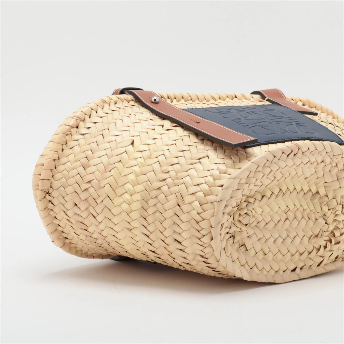 極美品★LOEWE　カゴバック　ネイビー ロエベ カゴバッグ スモール ネイビー - メルカリ