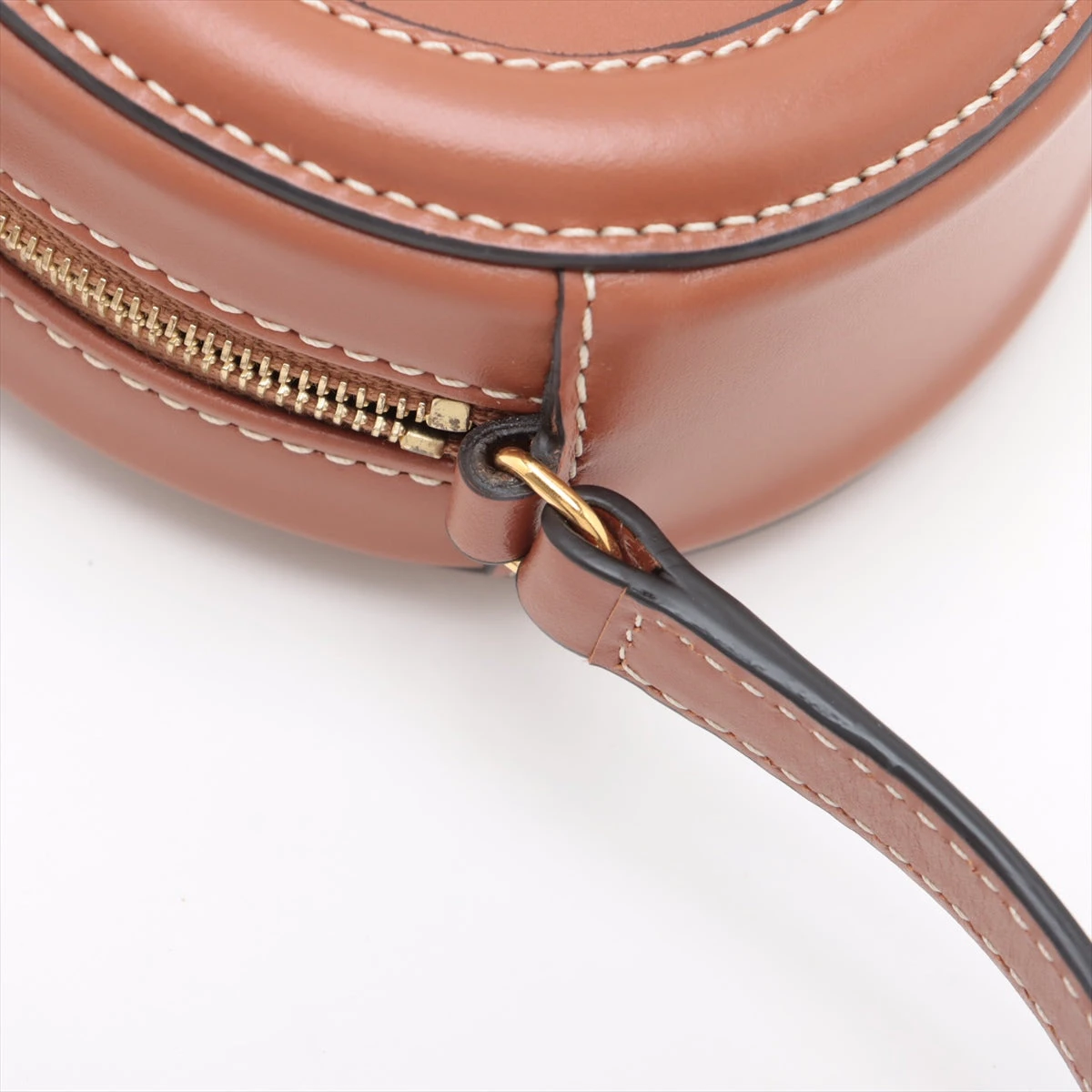 CELINE ブラウンオーバルショルダーバッグ セリーヌ/ショルダーバッグ/オーバルバッグ キュイル トリオンフ