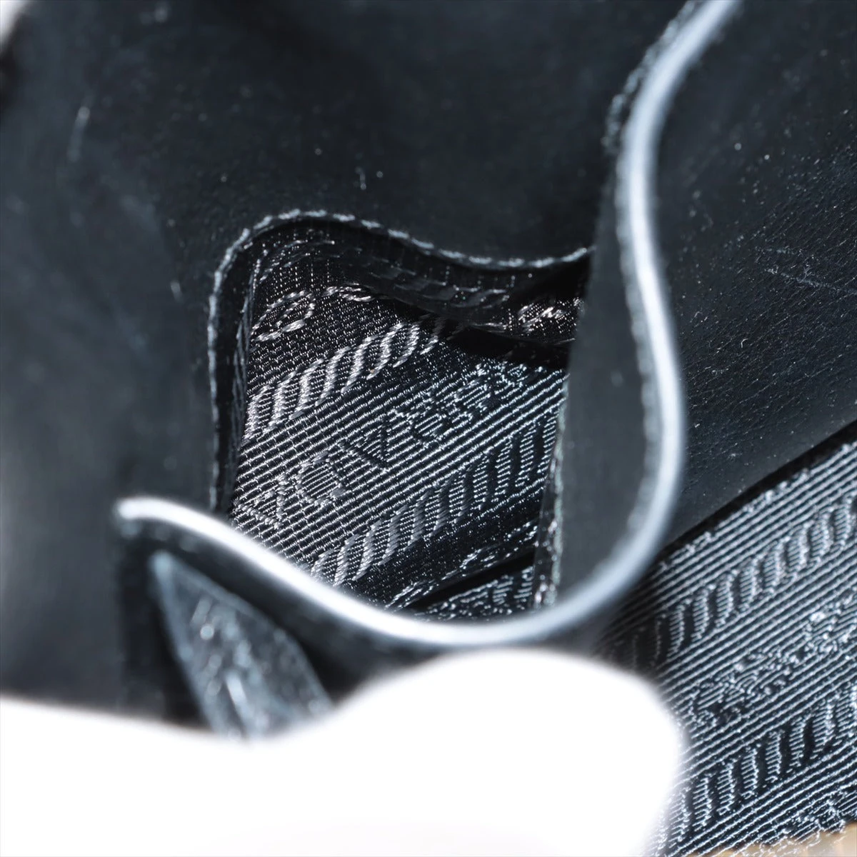 プラダ グレースカーフ レザー 2WAYショルダーバッグ ブラック 1BA111