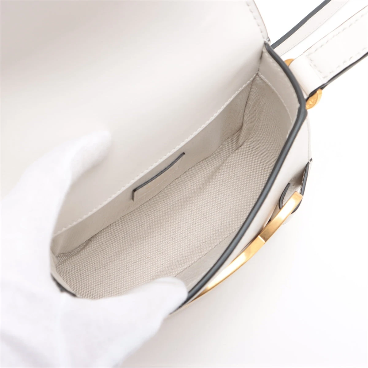 セール☆TOD'S トッズ ケイトショルダーバッグ ホワイト レザー トッズ ケイト レザー ショルダーバッグ ホワイト BU017435