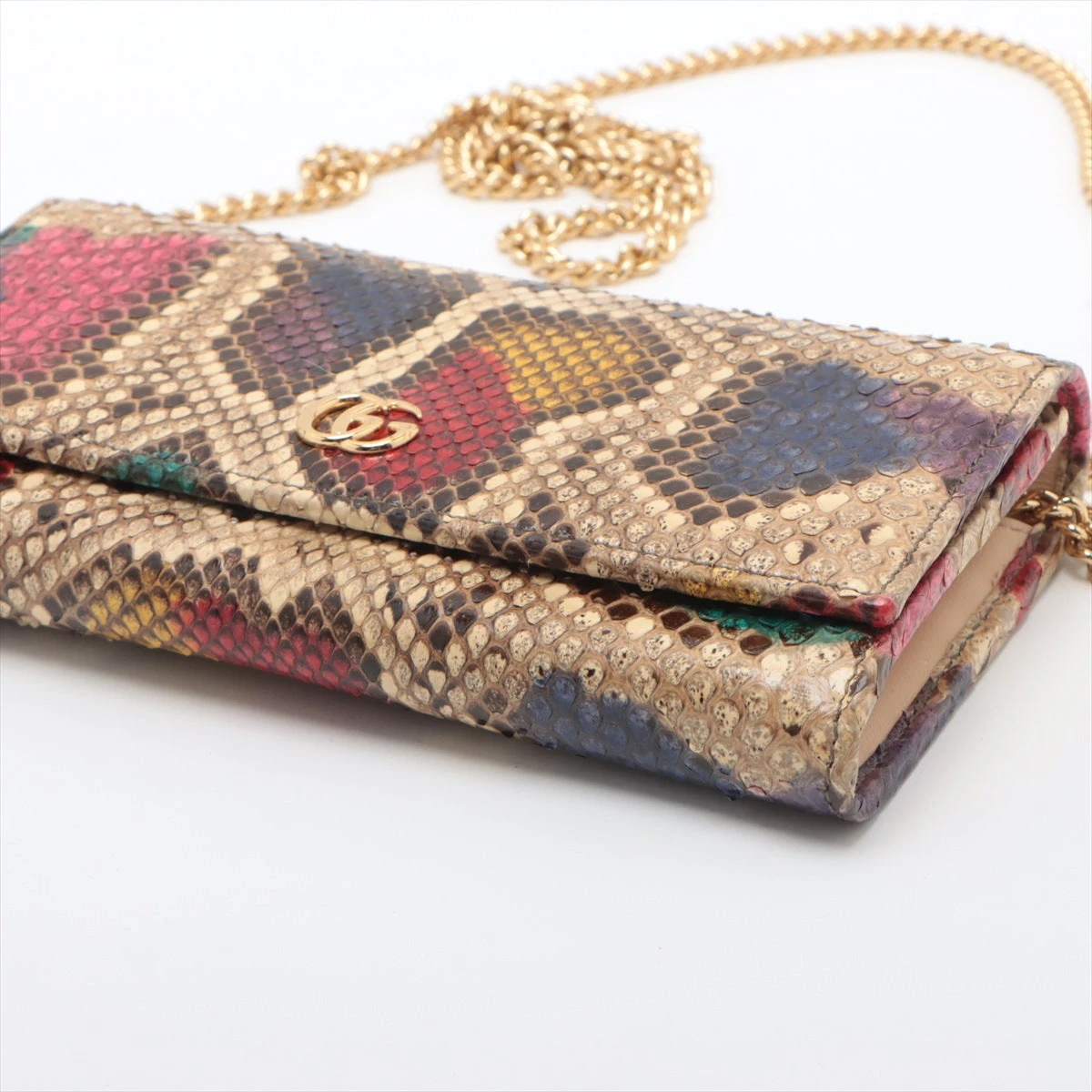 GUCCI　グッチ　GGマーモント チェーンウォレット GGマーモント〕チェーンウォレットブラック レザー | GUCCI公式