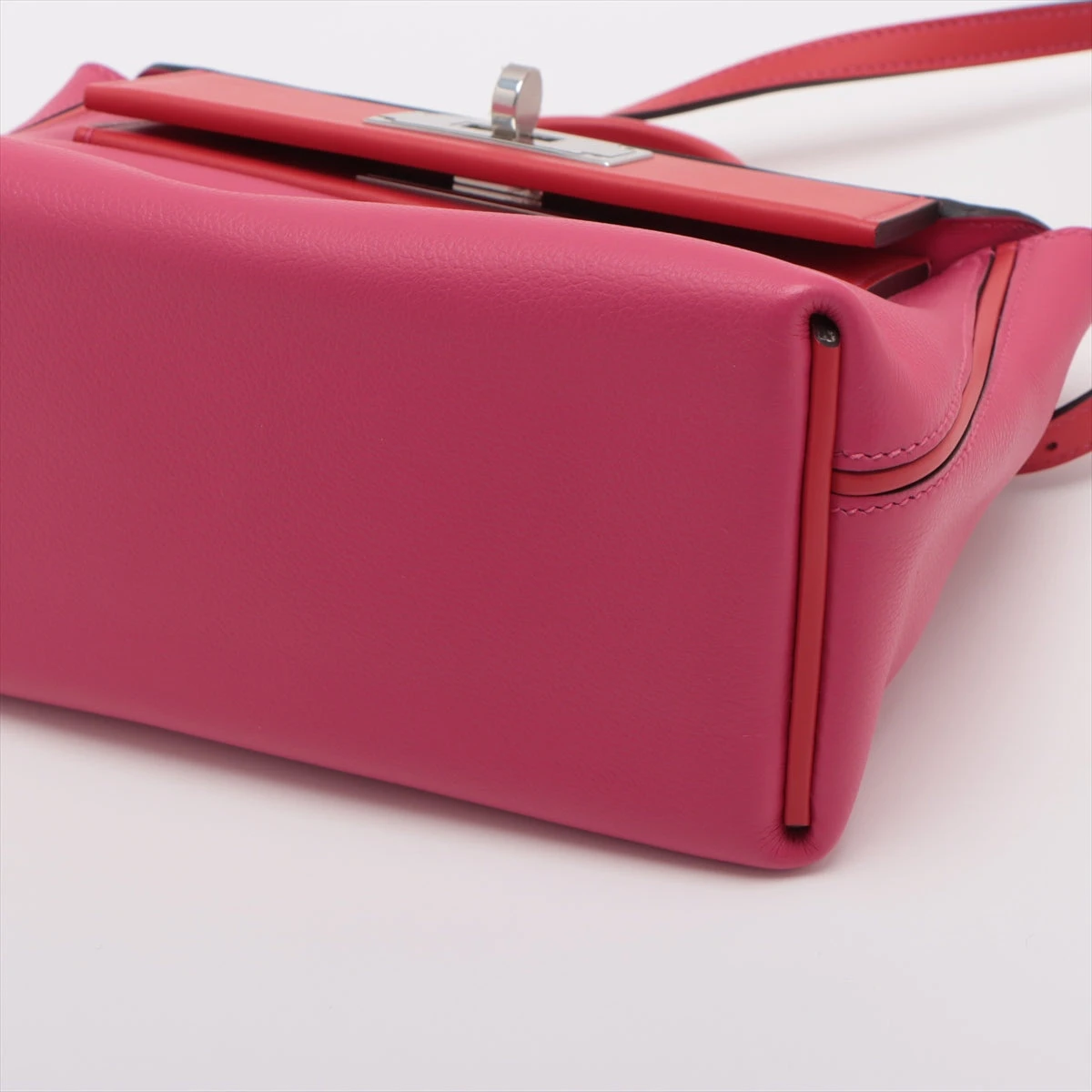 ローズアザレ　ルヴァンキャトル　エルメス HERMES エルメス ルヴァンキャトル コインケース 小銭入れ