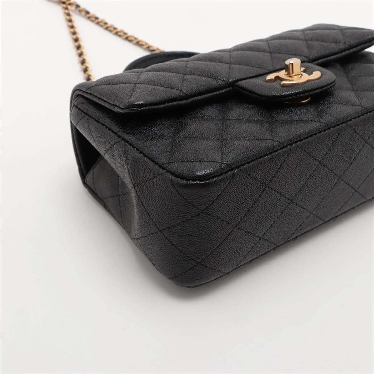 シャネル マトラッセ キャビアスキン チェーンショルダーバッグ トップ  