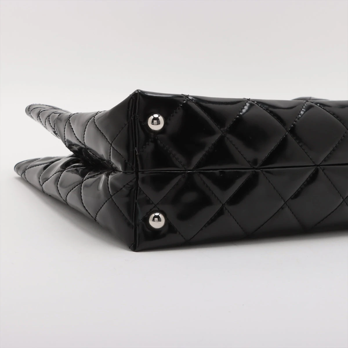 CHANEL マトラッセ シャネル マトラッセ パテントレザー チェーントートバッグ ブラック