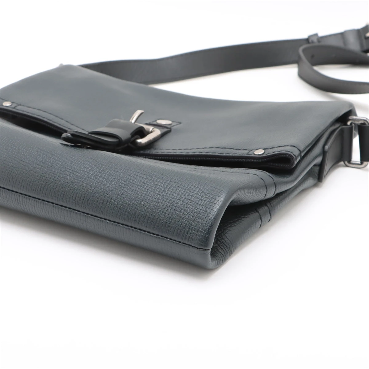 ヴィトン ユタ キャニオンメッセンジャー PM M54963 A2965704｜中古