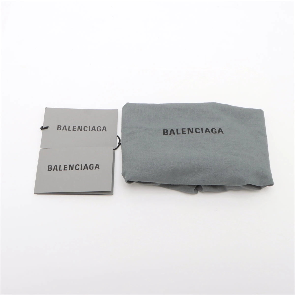 バレンシアガ　エブリデイ　カメラバッグ　グレー BALENCIAGA - レア 美品 バレンシアガ エブリデイ 犬 猫 カメラ