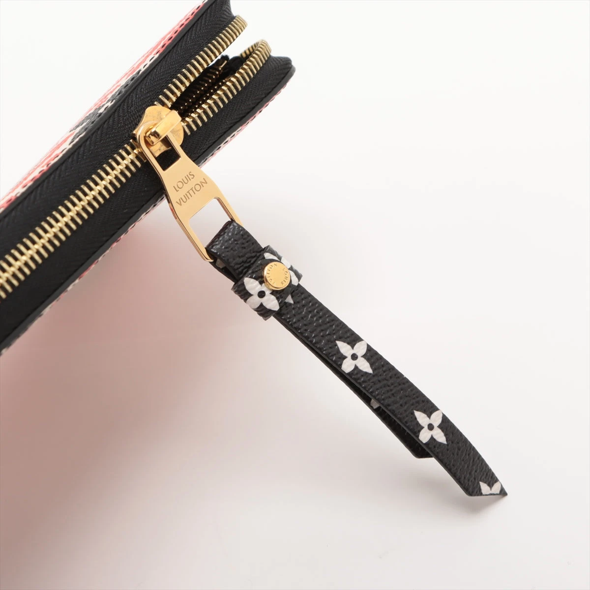 IC搭載【美品】ルイヴィトン クラフティ　ジッピー ウォレットM69436 LOUIS VUITTON ルイ ヴィトンLVクラフティ ジッピーウォレット