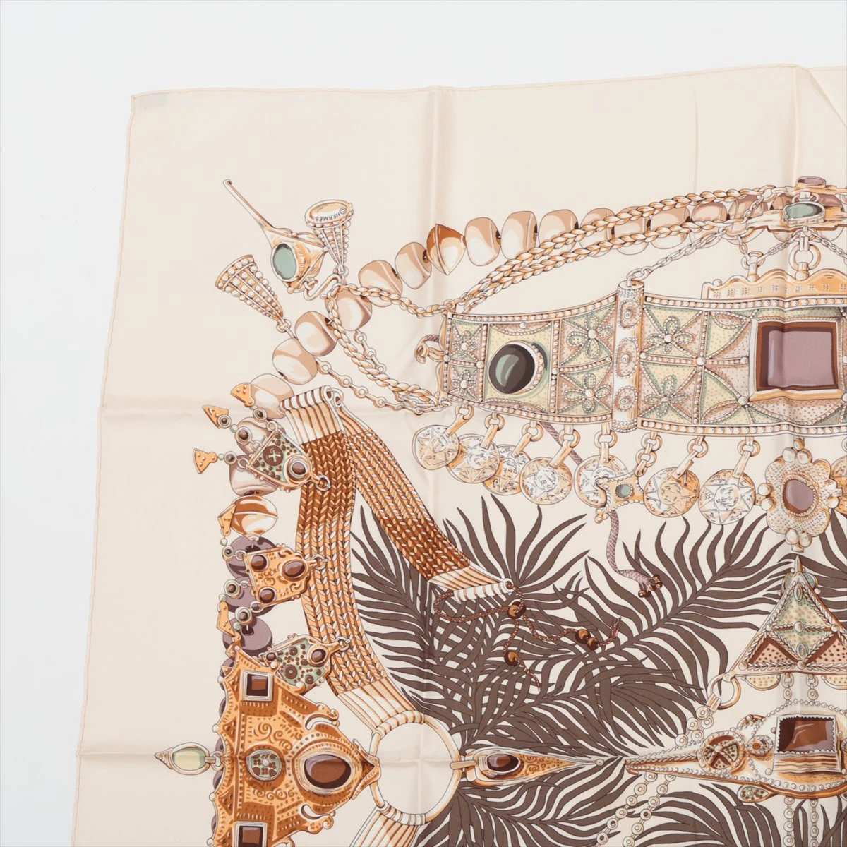 美品 エルメス カレ90 スカーフ 貴重な場所 HERMES - ☘️極美品☘️ HERMES 貴重な場所 スカーフ カレ90の