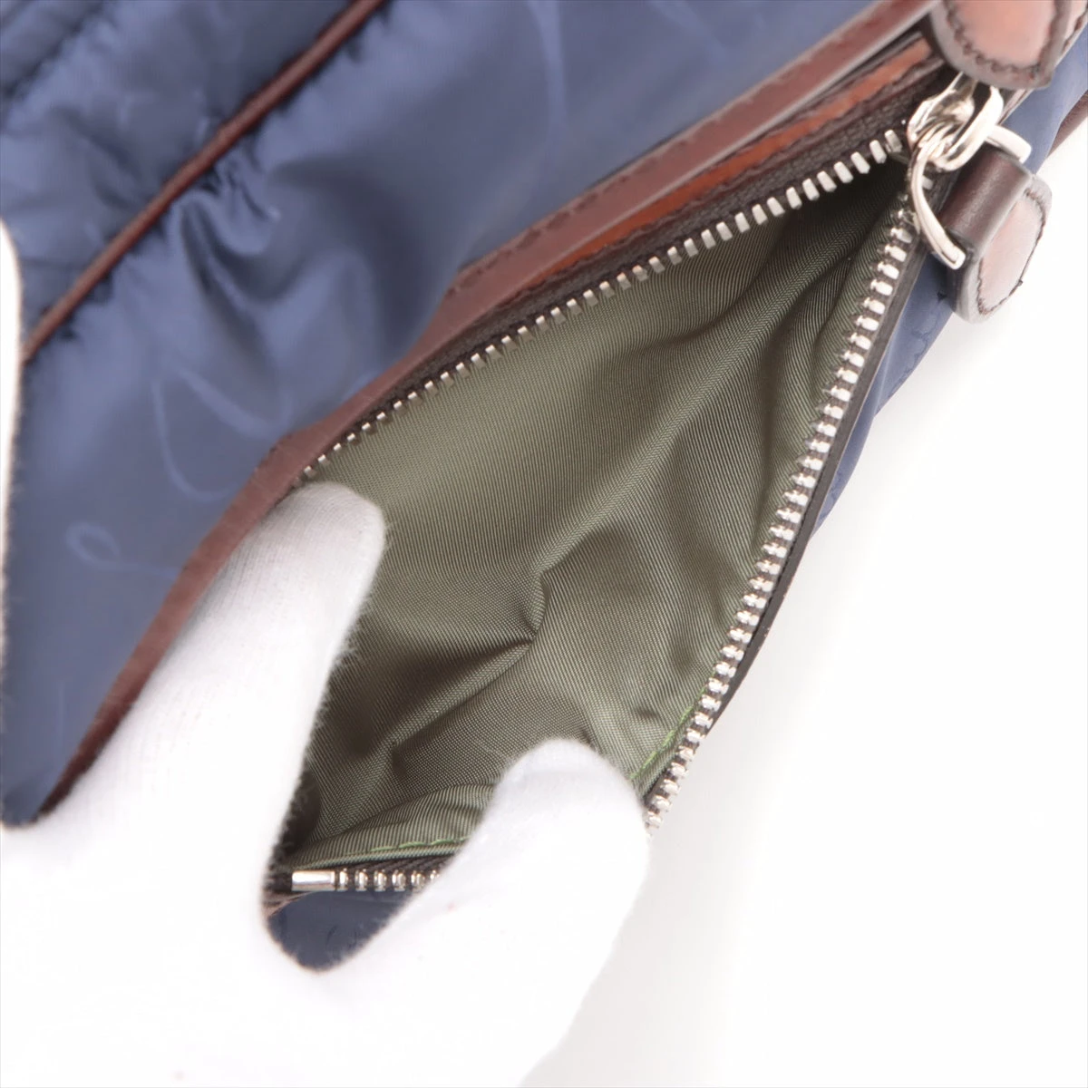 定価28.2万円 ベルルッティ スクリットナイロンレザーショルダーバッグ 定価28.2万円 ベルルッティ スクリットナイロンレザーショルダー