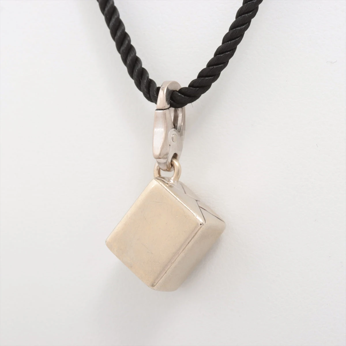 カルティエ ボックス コードネックレス 750(YG×WG) 総9.1g A2714781