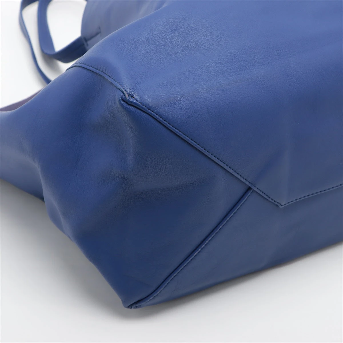 美品✨セリーヌ ホリゾンタルカバ 肩掛け トートバッグ レザー ブルー セリーヌ/トートバッグ/ホリゾンタルカバ/ブルー/レザーの買取実績