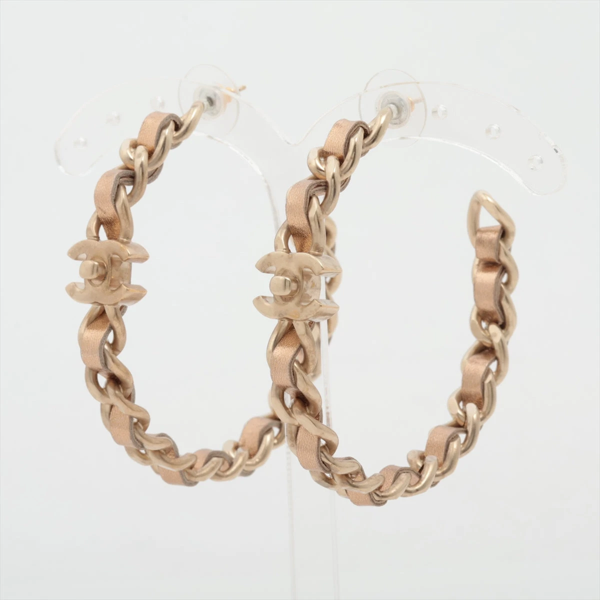 シャネル ココマーク ターンロック B15C ピアス(両耳用) GP×革