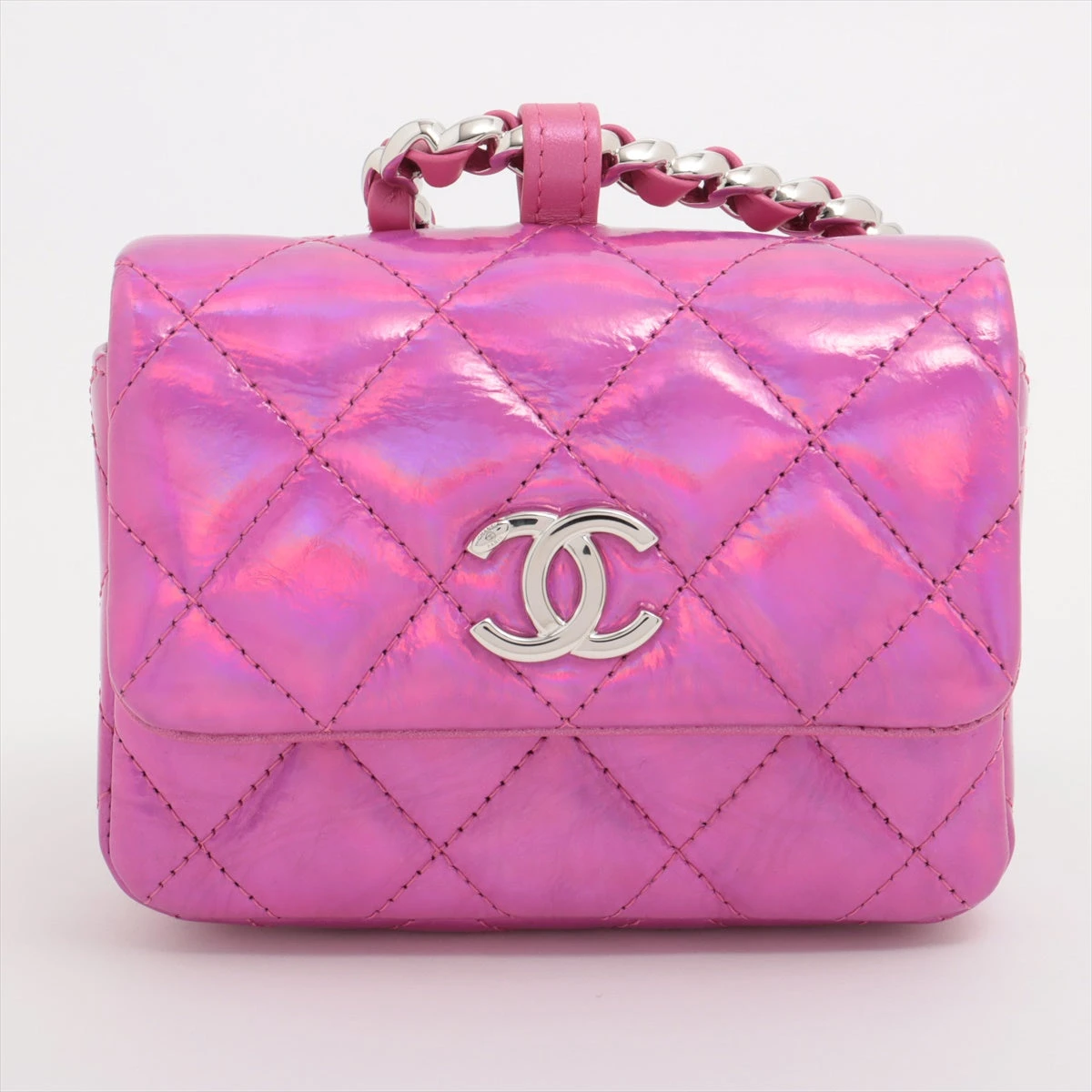 CHANEL シャネル エナメル　ポーチ CHANELシャネルエナメル調節バックルポーチ、ハンドバッグ、小銭